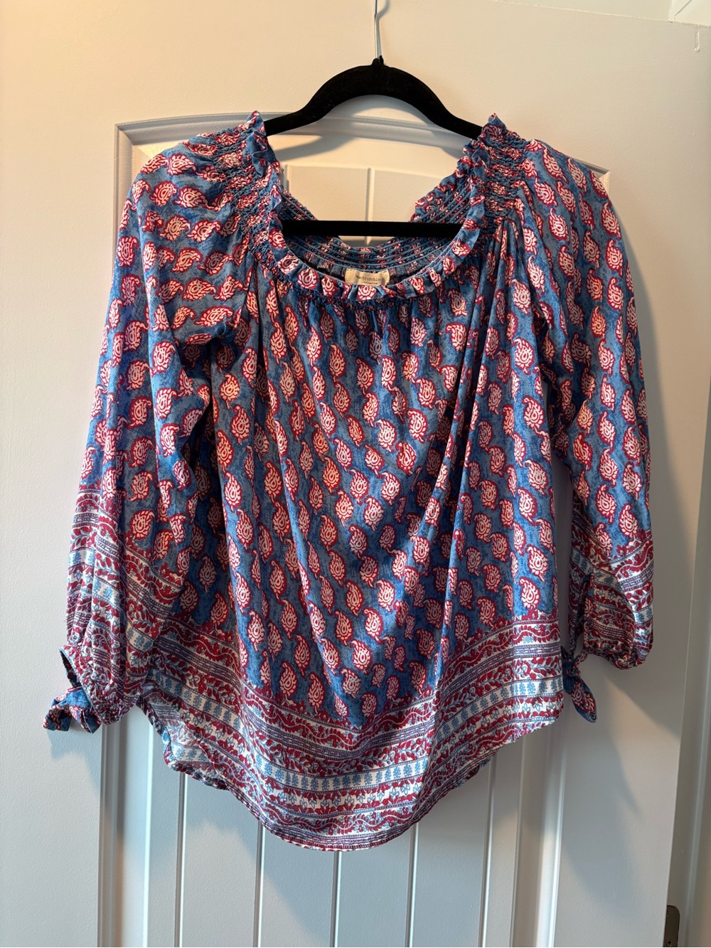 BeachLunchLounge Size XS Blue and Pink/Red Boho Peasant Top Paisley Floral Print
